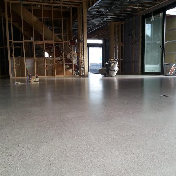 concrete polishing mississauga 600x600 1